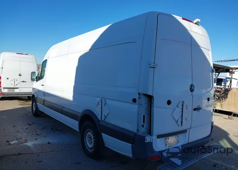 2012 Mercedes-Benz Sprinter 2500 High Roof z USA, uszkodzony, nr VIN WD3PE8CB6C5712879